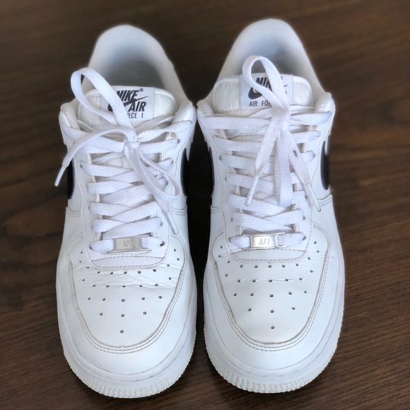 SOLD / NIKE Air Force 1 Low (6.5 men/8 women) - Picture 2 of 11